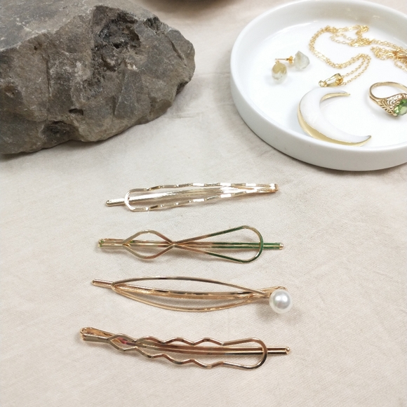 4pc Simple Gold Hair Pins - Picture 1 of 3